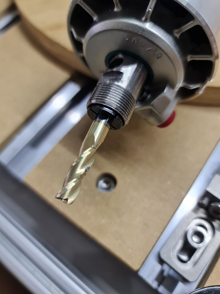 Router bit stuck best sale in collet chuck