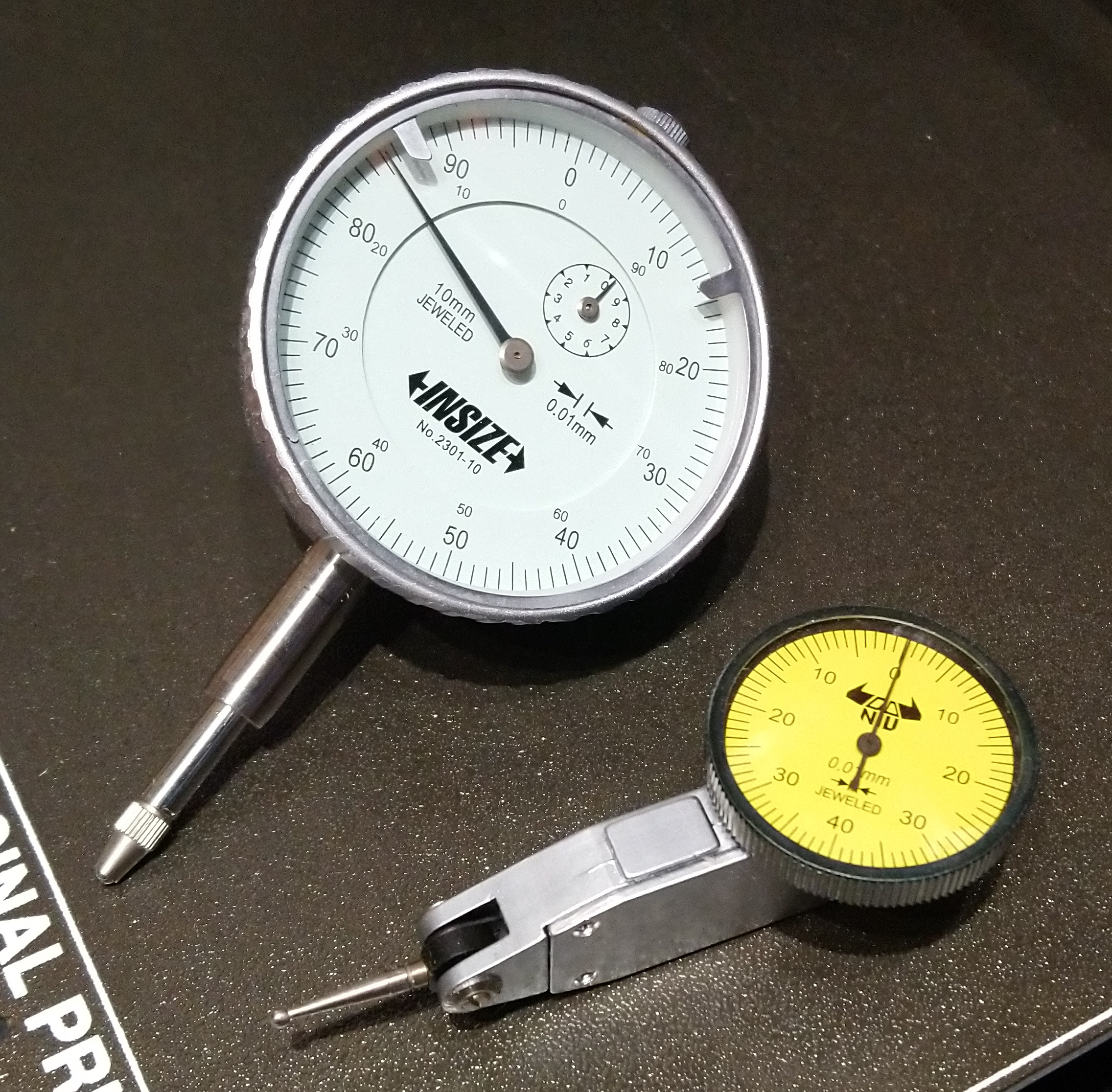 Mitutoyo Dial Indicator 2046SB   0.01mm X 10mm  Test Indicator Japan Made 