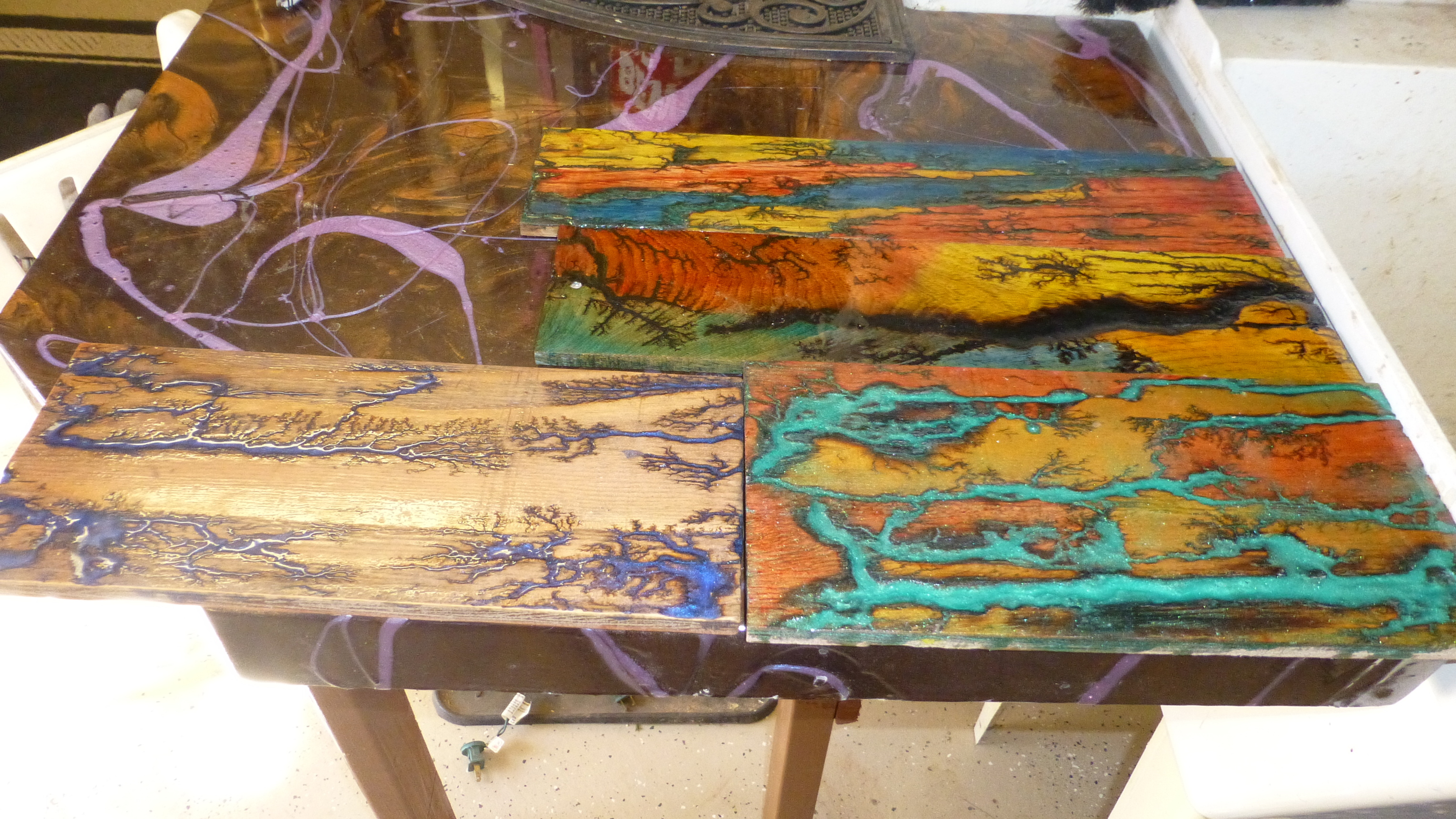 Have you tried using epoxy resin on fractal burnt wood? – The Epoxy Resin  Store